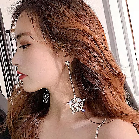 Rhinestone Drop Star Earrings - Picture 3 of 9